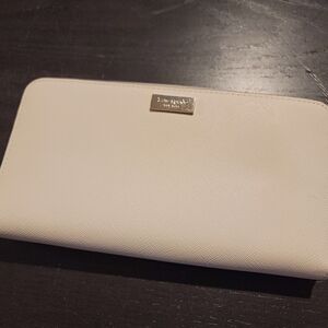 Kate Spade Cream Wallet